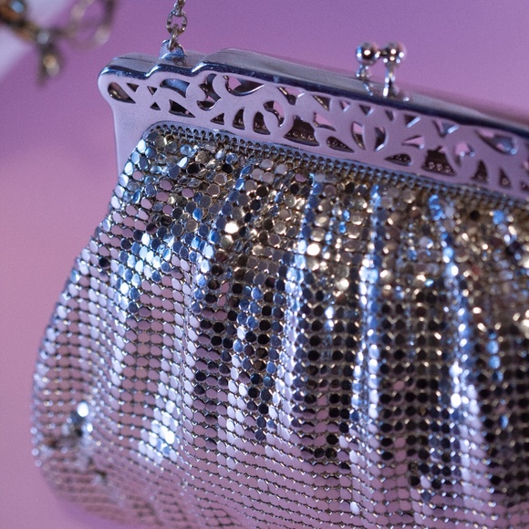 Vintage 1940's WHITING & DAVIS silver mesh evening bag - Picture 5 of 15